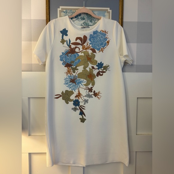 Zara White Dress with Multicolor Floral Design Size Large - Picture 2 of 7